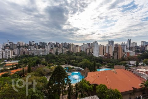 Image 44 - 264661